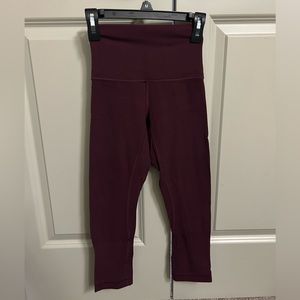 Align cropped leggings